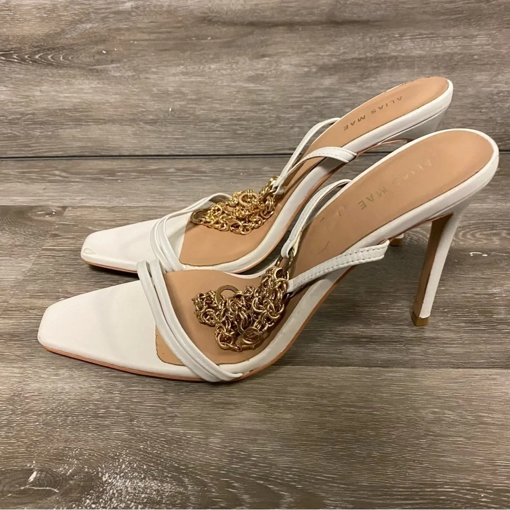 Alias Mae | Ankle Strap Heel in Ivory Size 39 NEW
